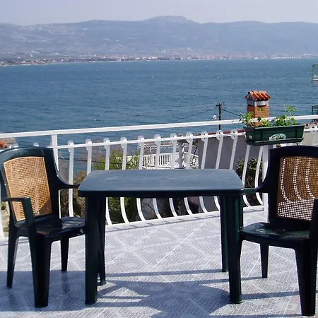Apartments Belas Trogir Exterior photo